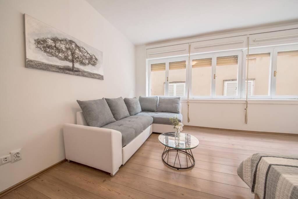 Aurora Apartment ザダル エクステリア 写真