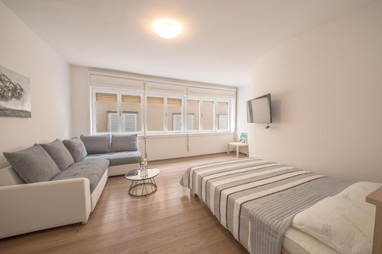 Aurora Apartment ザダル エクステリア 写真